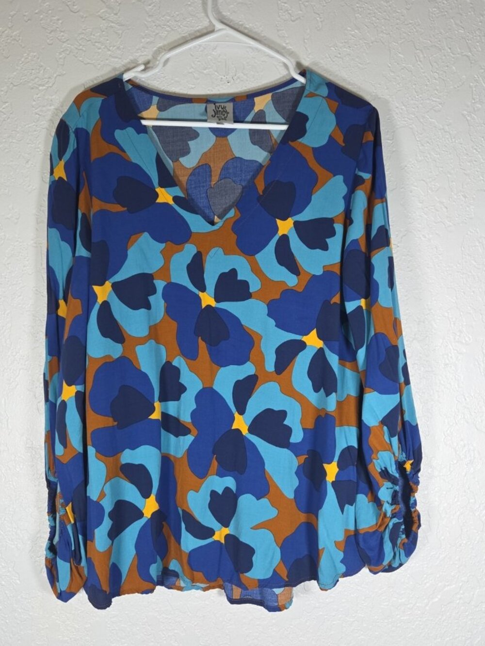 Ivy Jane Lantern Sleeve V-Neck Blouse Top Blue Floral M/L